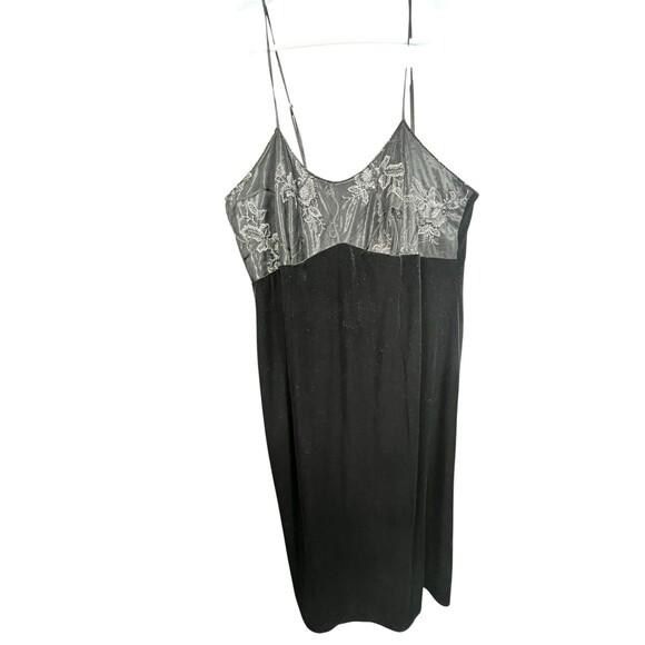 Lane Bryant NWT Babydoll Empire 18/20 Black Velvet Slip Dress Sequin Whimsigoth - Picture 15 of 16